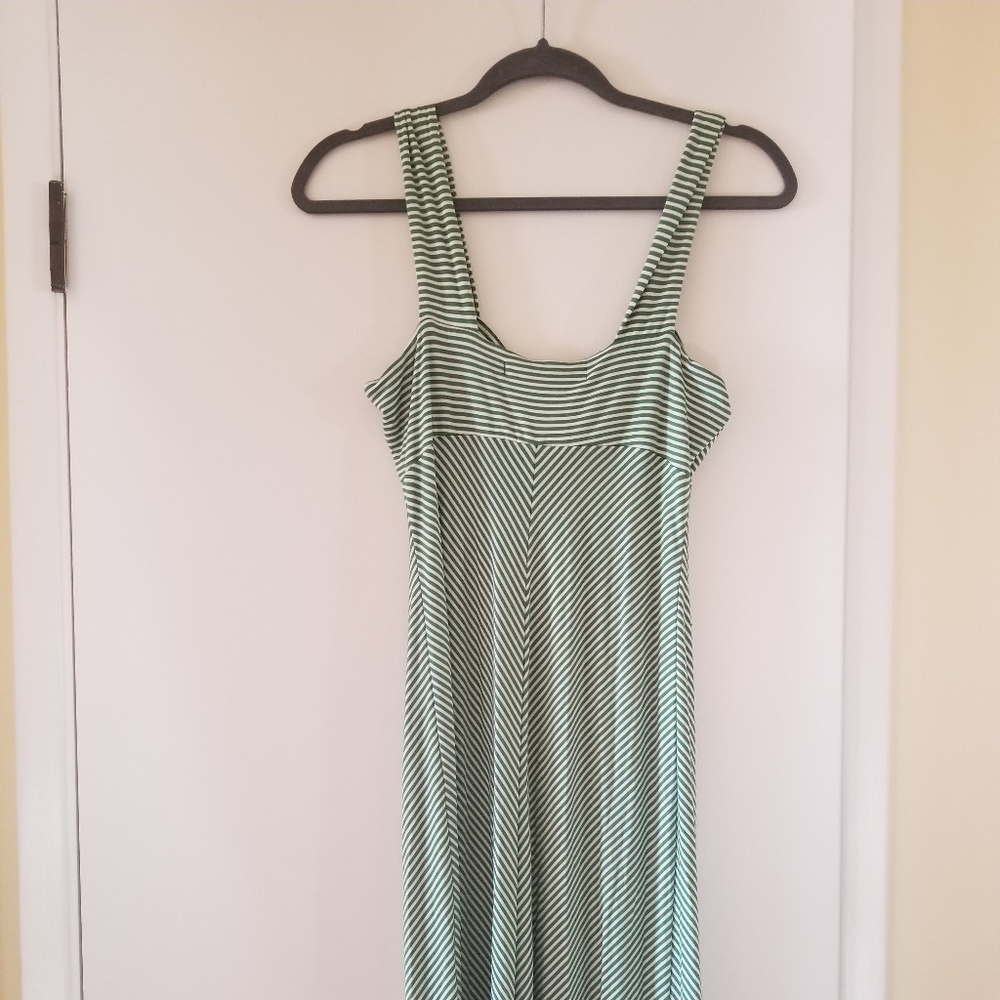 Max Studio Dress - Picture 2 of 5